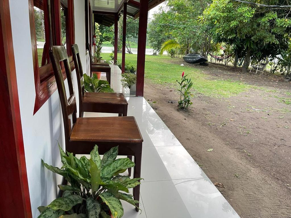 Cabanas Daneysha Тортугеро Екстериор снимка